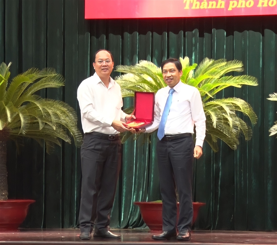 Quán triệt Nghị quyết số 56 của Bộ Chính trị tại Hội nghị cán bộ TP. Hồ Chí Minh